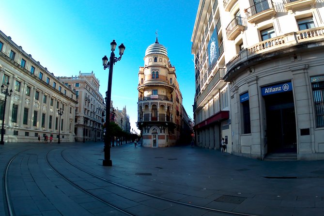 The must see in Seville - Iglesia Colegial del Salvador: How One Church Fits Into the Cathedral Story