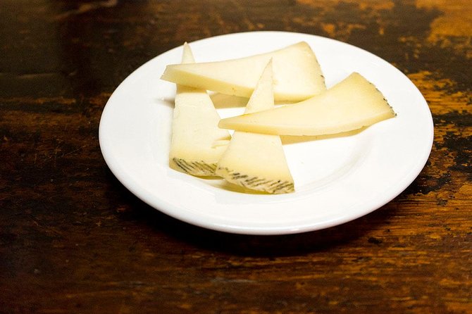 The Seville Tapas Crawl Tour by Food Lover Tour - Stop 4: the finale that makes it feel like a real night out