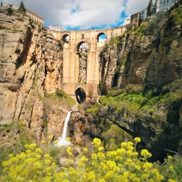 The Villages of Andalusia: Full-Day Trip from Seville - Zahara de la Sierra: clock tower charm and a castle photo stop