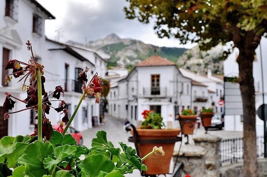 The Villages of Andalusia: Full-Day Trip from Seville - la Gruta de las Maravillas: a standout nature stop you’ll remember