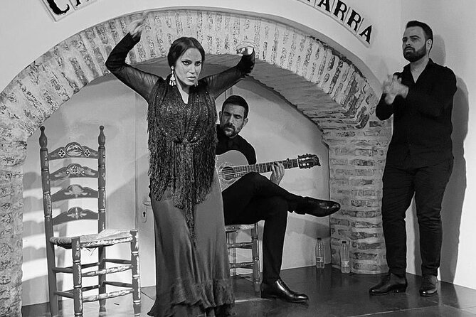 Ticket for Casa de la Guitarra Flamenco Show - How the Flamenco Actually Feels: Close Views Matter