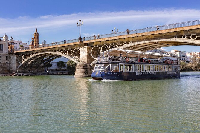 Tour in Seville Tourist Bus, Panoramic Cruise and Walking Tour - The 1-Hour Guadalquivir Cruise: Views With Minimal Effort