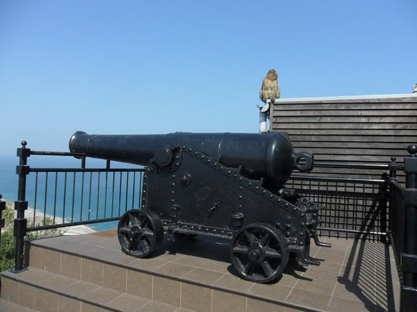 Upper Rock Walking Tour - Weather, heat, and why good conditions matter for the best experience