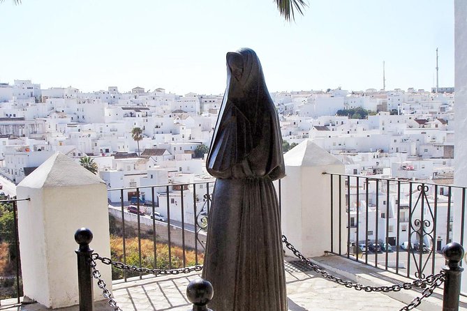 Vejer de la Frontera & Bolonia Beach Private Tour from Cadiz - What to pack, and how to handle lunch and beach gear