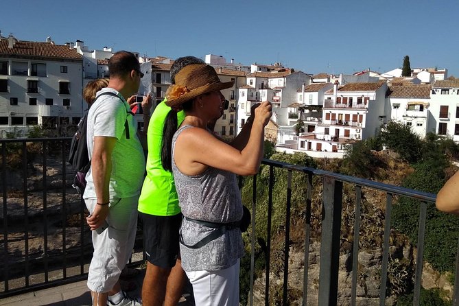 White Villages and Ronda Guided Day Tour from Seville - Coach rides, drivers, and how group size affects your day